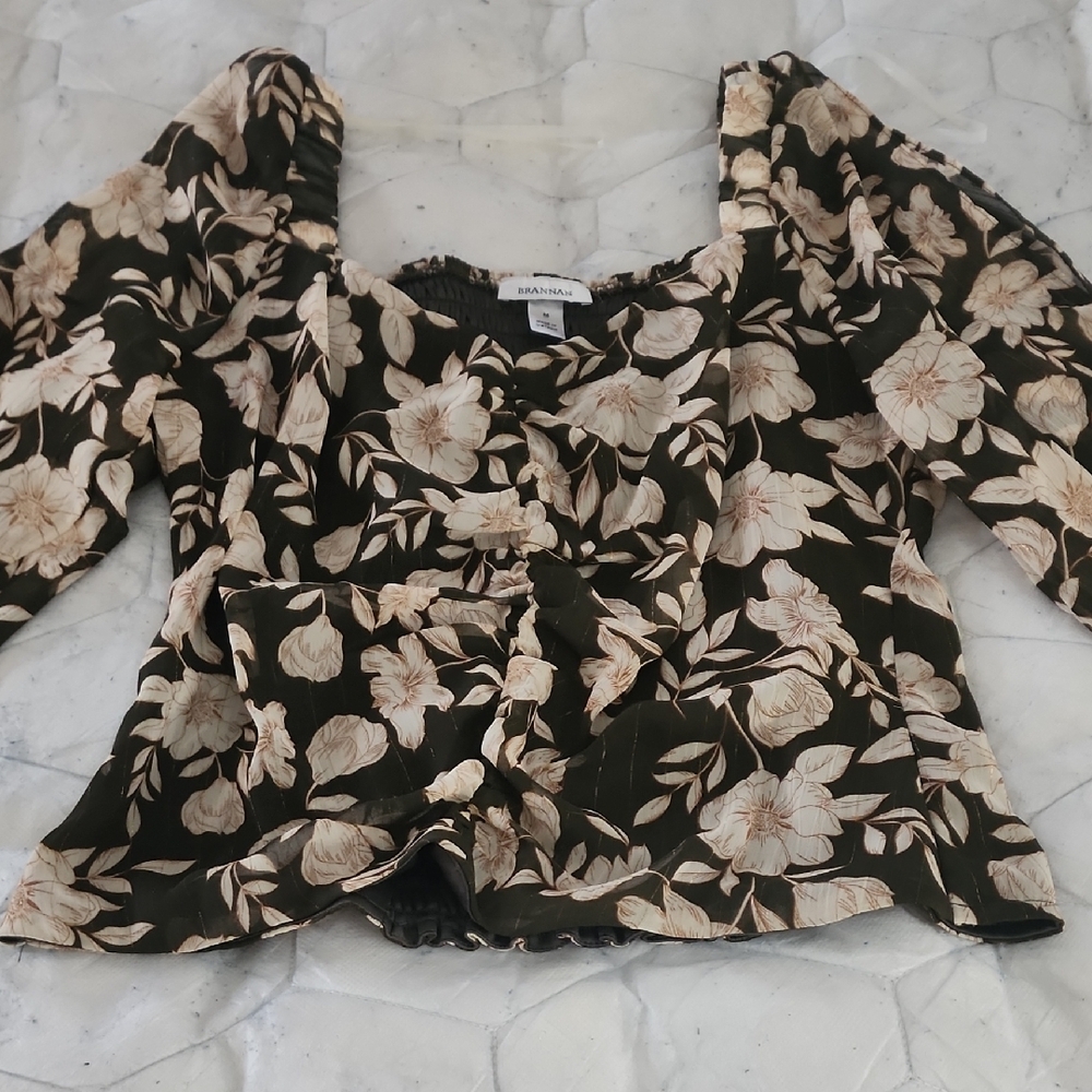 Zara Ruffled Puff Sleeve Blouse in Black and Cream